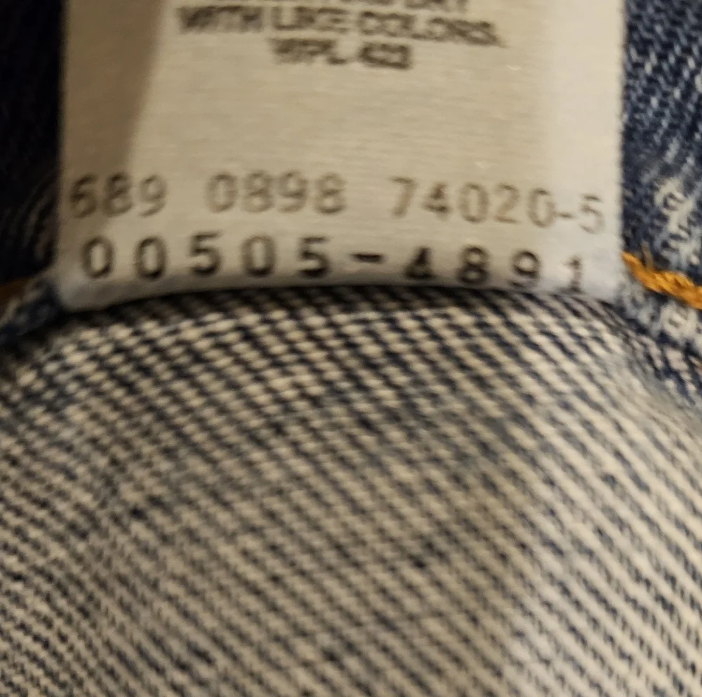 Vintage Levi’s 505 Regular Fit Straight Denim Blue Jeans Men's 33X32